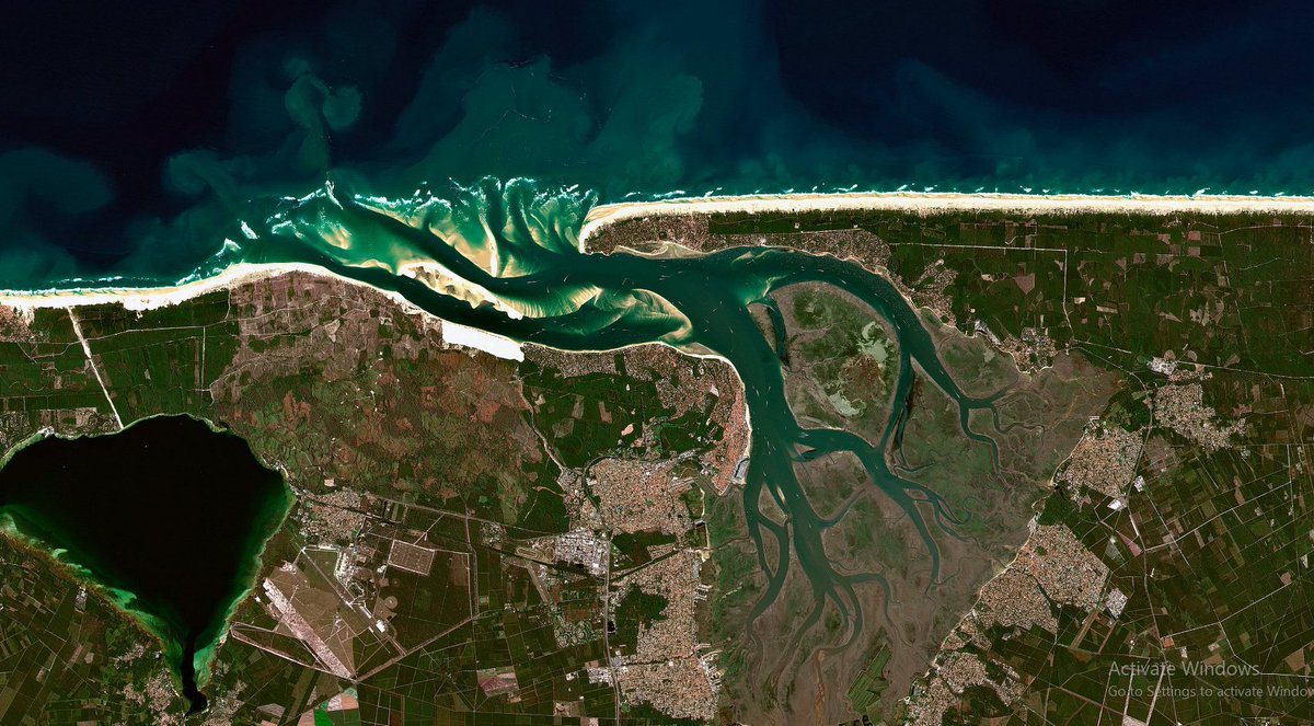 What is this on my laptop screen? Can someone tell me? @Grok, can you tell me?