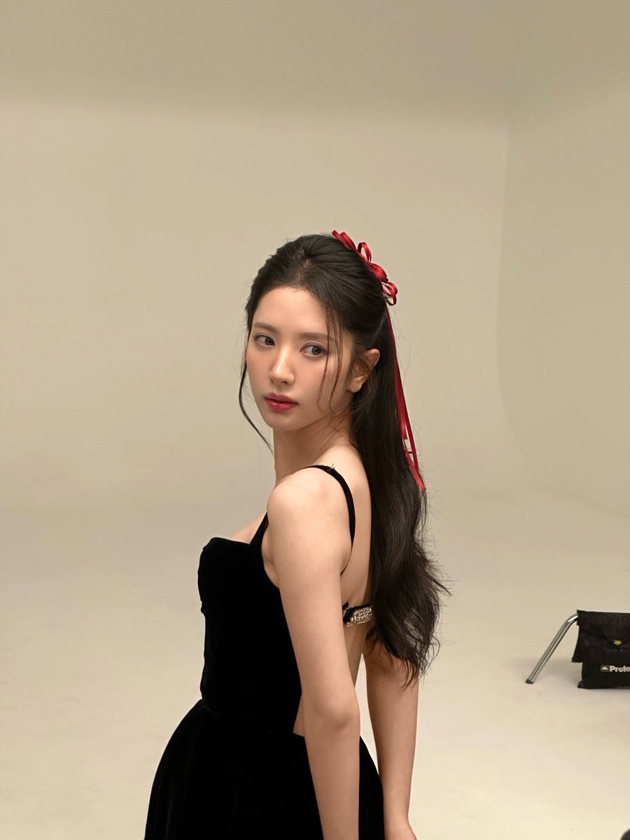 prettiest girl on earth 😳