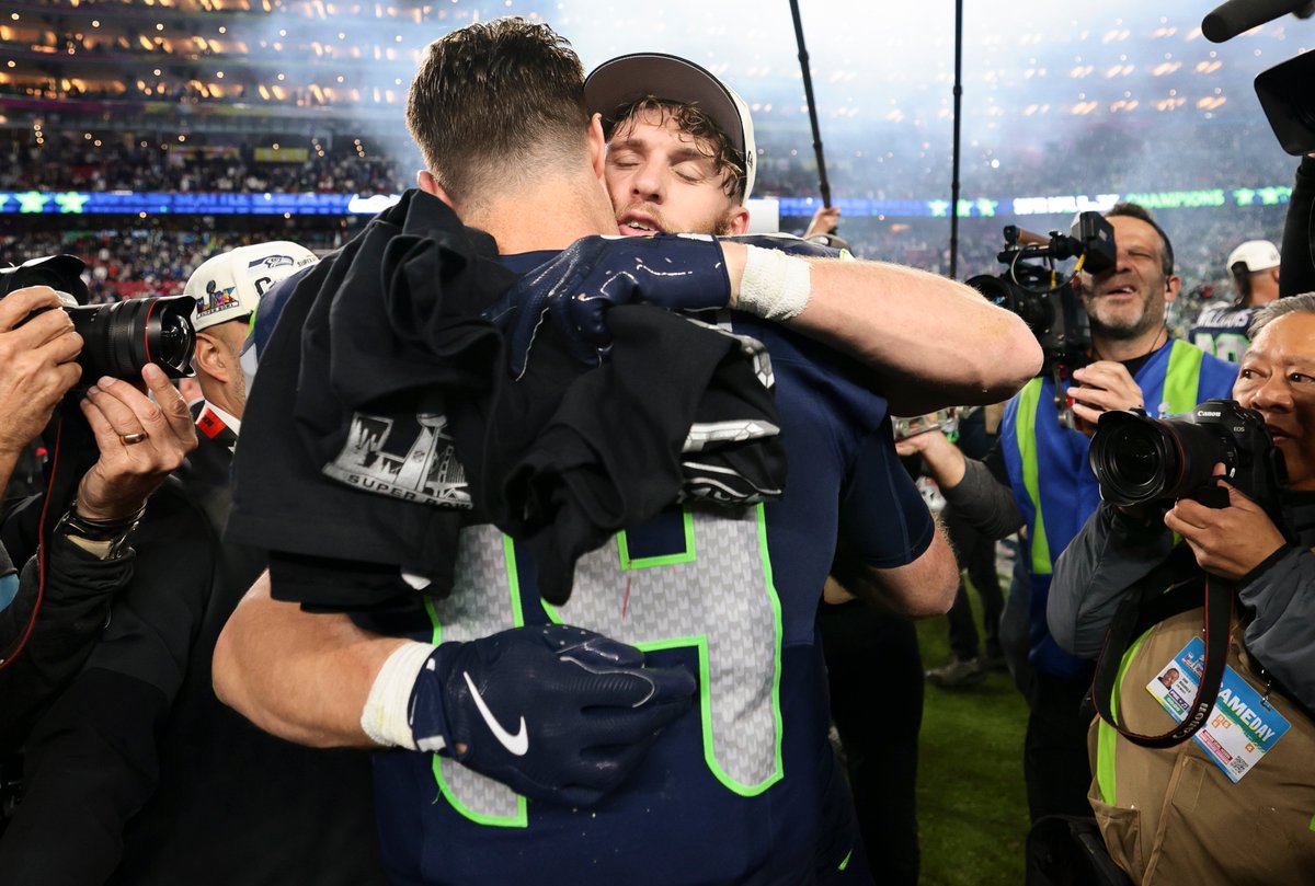 Cooper Kupp on Sam Darnold:

“An unbelievable story. I don’t know if there’s a quarterback in NFL history that’s done what he’s done. To go through the things that he’s had to go through. To believe in himself. To overcome everyone that told him that he wasn’t that guy anymore,