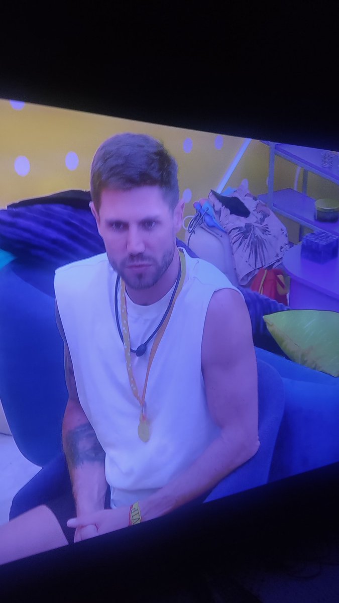 Se jogarem no Google, as palavras, Equivocados e burros, vai aparecer a foto desses dois. Péssimos de jogo KKKKKKKKKKKKKKKKKKKKKKKKKKKKKKKKKKKKkkkk 
#bbb26 #ForaSarah