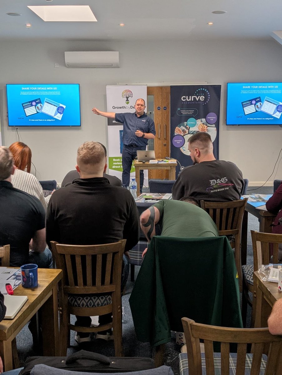 CurveAccounts's tweet photo. At the seminar on Friday, Chris covered the importance of drilling down and understanding your gross profit. He then provided an update on tax changes coming into effect from April 2026👍🏼 https://t.co/v1b9JiKsXX