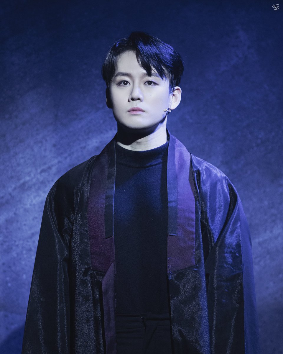 260208          
초록                               
커튼콜                                                                

류인 | 영진 役 #이종석