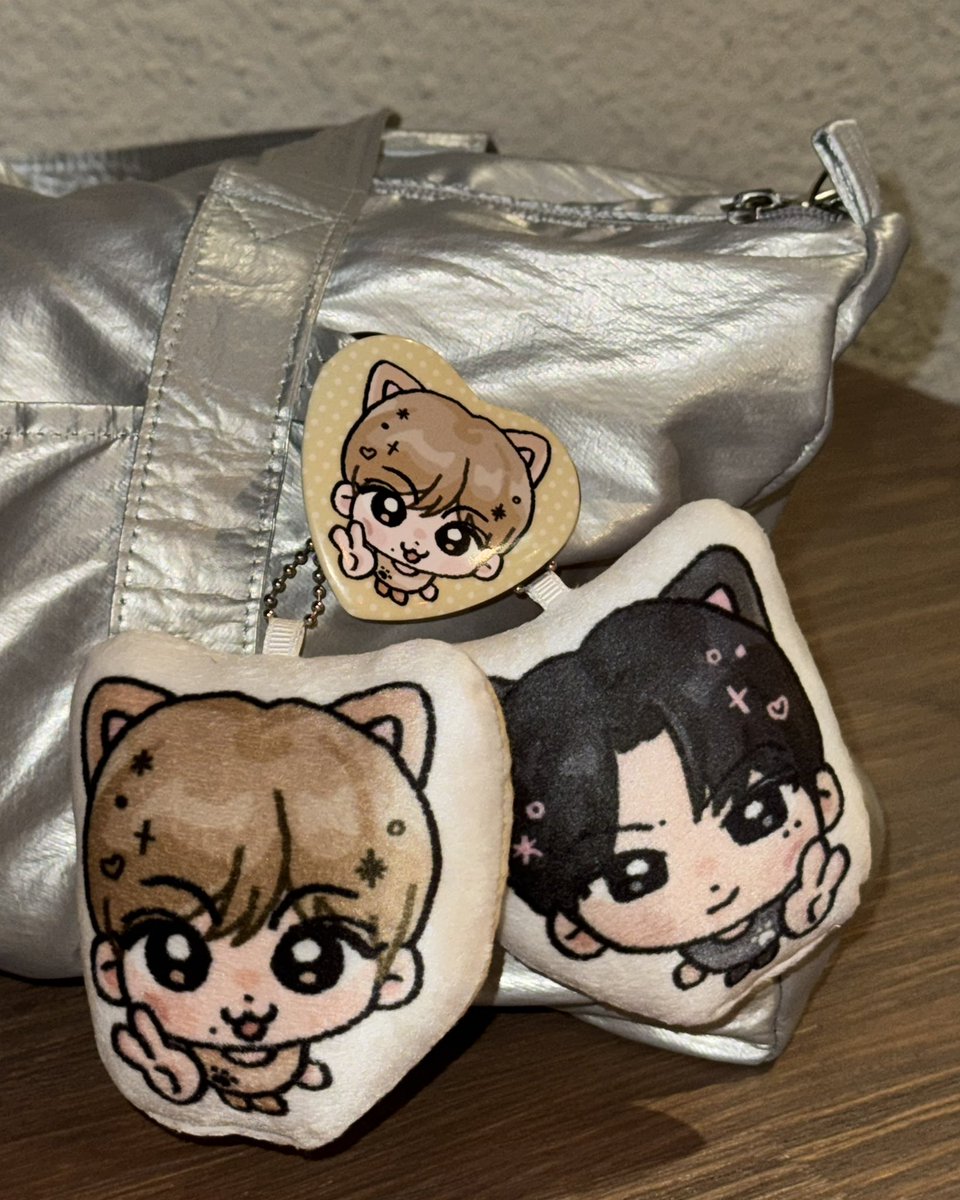 정원이의 생일을 축하하며..
#RT 추첨 한 분께 정원이 쿠션키링을 나눔합니다!
정원아 23번째 생일 너무 축하해~~~🤲🤲

#사랑이란_꽃말처럼_정원을_가득채워
#23WONdrousSeasons