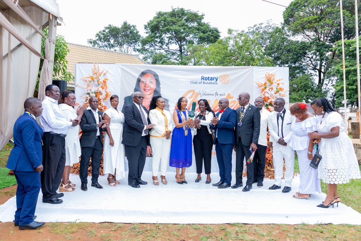 KyeyuneKawooya's tweet image. Friday afternoon marked a proud milestone as I chartered the Rotary Club of Busabala, sponsored by the Rotary Clubs of Konge Lukuli, Bunga, Buziga and Ggaba. Over 28 new members were welcomed into our growing impact family.
#DGClubVisits #RotaryD9214 #UniteForGood