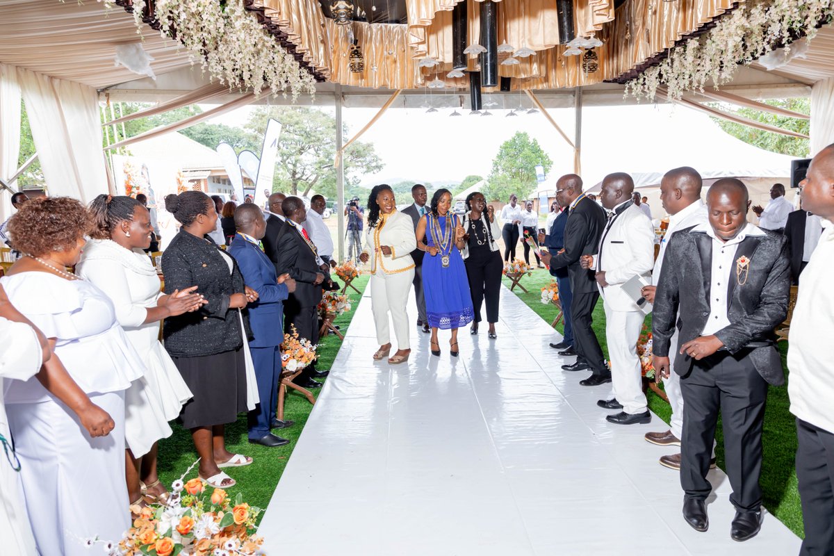 KyeyuneKawooya's tweet image. Friday afternoon marked a proud milestone as I chartered the Rotary Club of Busabala, sponsored by the Rotary Clubs of Konge Lukuli, Bunga, Buziga and Ggaba. Over 28 new members were welcomed into our growing impact family.
#DGClubVisits #RotaryD9214 #UniteForGood