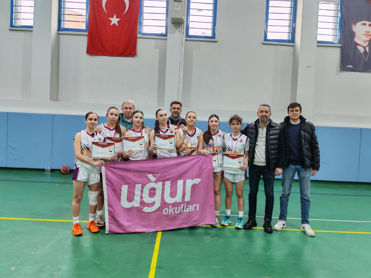 🏆Uğur Anadolu Lisesi Türkiye Finalinde

🏀05-08 Şubat 2026 tarihlerinde #Erzincan'da düzenlenen #OkulSporları Basketbol Gençler (Kız) Türkiye Yarı Final müsabakalarında 1⃣. olan Özel Giresun Uğur Anadolu Lisesi öğrencilerimiz, Türkiye Finalleri'ne katılmaya hak kazandı.🥇