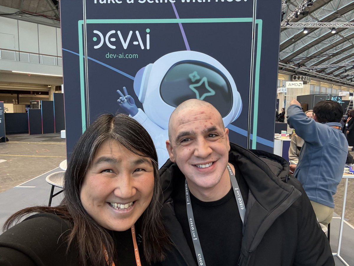 susie wee tweet media