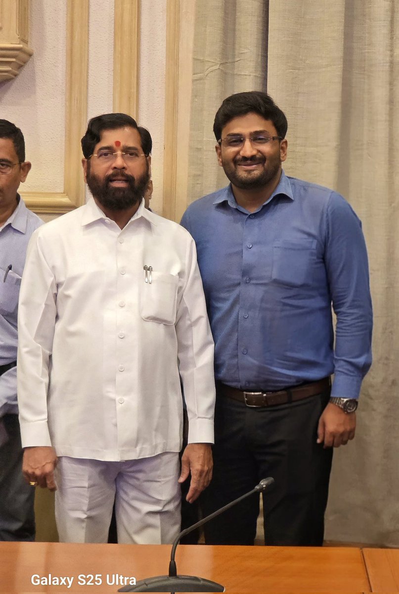 GovindBhatane's tweet photo. महाराष्ट्राचे उपमुख्यमंत्री मा.श्री.एकनाथ जी शिंदे साहेबांना वाढदिवसाच्या हार्दिक शुभेच्छा 💐🎂

@mieknathshinde @DrSEShinde @Shivsenaofc https://t.co/6eIapql09M