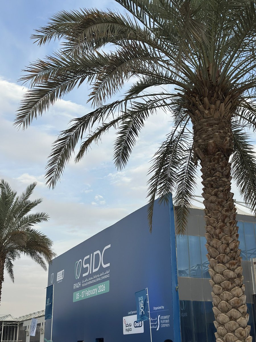 Dhilal25's tweet photo. تشرفت بمشاركتي في معرض SIDC 🦷✨
تجربة ثرية للاطلاع على أحدث التقنيات والابتكارات في مجال طب الأسنان، والتواصل مع مختصين وخبراء من داخل وخارج المملكة.
خطوة مهمة للتطوير ومواكبة المستقبل 🩵. https://t.co/XEQW9uTEXc