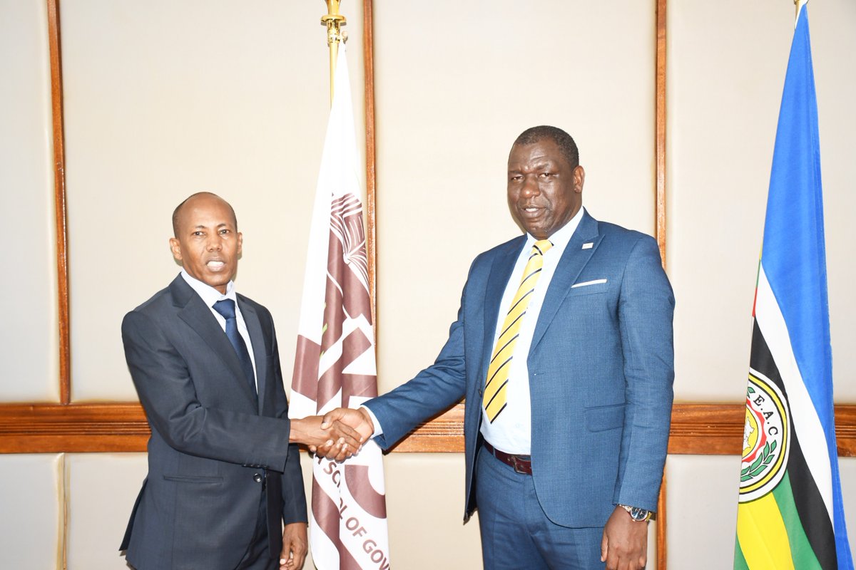 apseakenya's tweet photo. APSEA 1st VC Commissioner @LeonidAshindu  visited the Director General of the @KSGKenya, Prof. Nurah Mohammed, to discuss a potential partnership between APSEA and the institution.
#epitomeofprofessionalism https://t.co/UHkdFboaHK