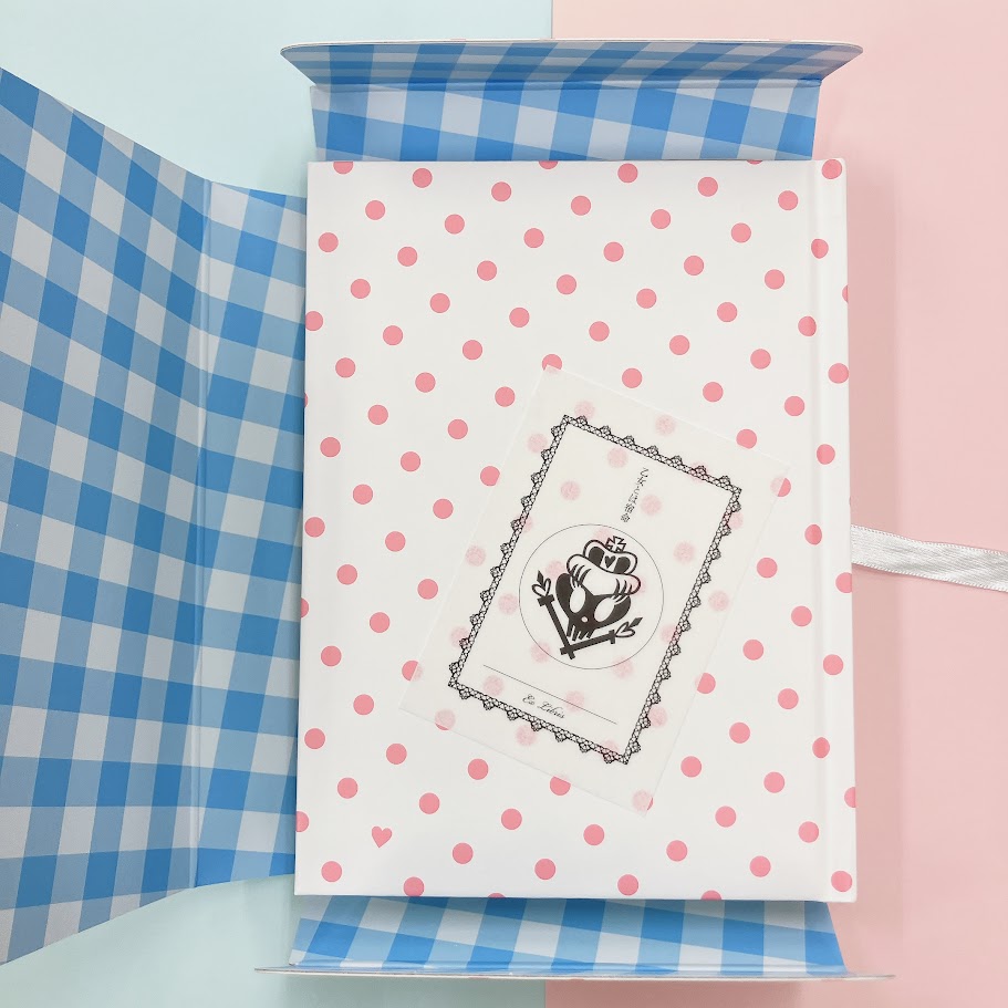 2F文芸書】#嶽本野ばら さん『愛蔵版 それいぬ』サイン本が入荷しま