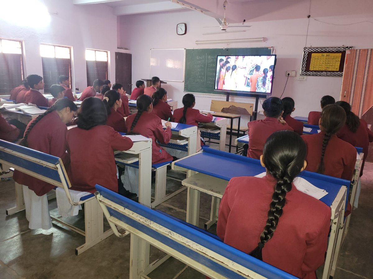 JNV_Bhiwani's tweet photo. Student and Staff of PM Shri Jawahar Navodaya Vidyalaya DEVRALA, BHIWANI watching Pariksha pe Charcha episode 2 on 09-02-2026.
#Jnvactivity
#PPC 2026
@NVS_HQ
@EduMinOfIndia
@PMOIndia https://t.co/rMKAkm2YKt