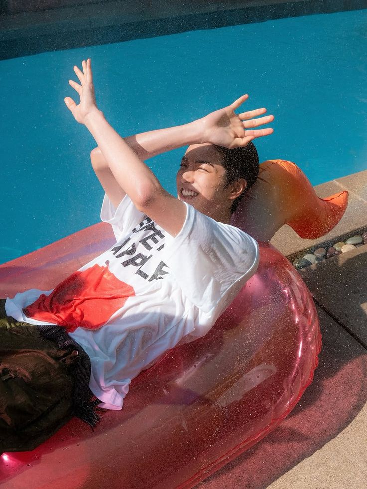 hoonbbei's tweet image. Kata keonho wkt kecil dia jarang nonton tv karena fokus latihan renang, dan kerja keras ny terbayar  sering juara di perlombaan 🥹