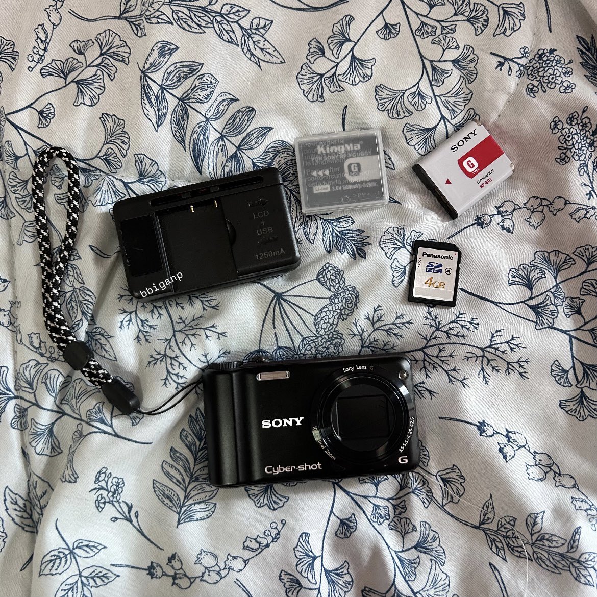 janprtk's tweet image. SONY CYBER-SHOT DSC-H55 สภาพดีม้ากก ✨
- 4090 รส.
อุปกรณ์ : ตัวกล้อง สายคล้อง เมม แบต2ก้อน แท่นชาร์จ
ดูรูปเพิ่มเติมทักมาสอบถามได้ครับ 🙌🏻🔥
#กล้องมือสอง #กล้องดิจิตอลมือสอง