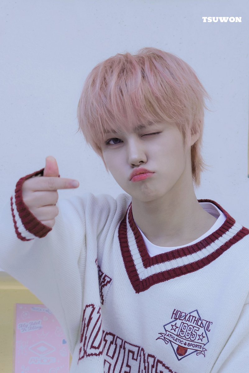 레이 tweet media