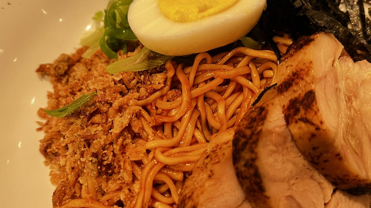 user konoyyaa off twt 🐈‍⬛