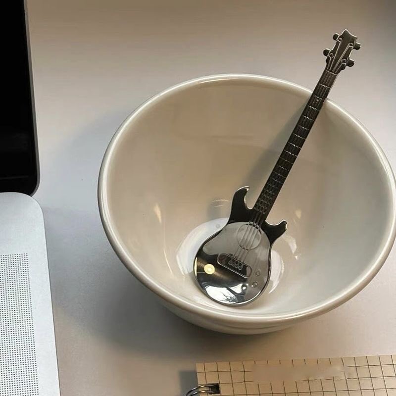 heart_jpg's tweet image. guitar spoon 🥄