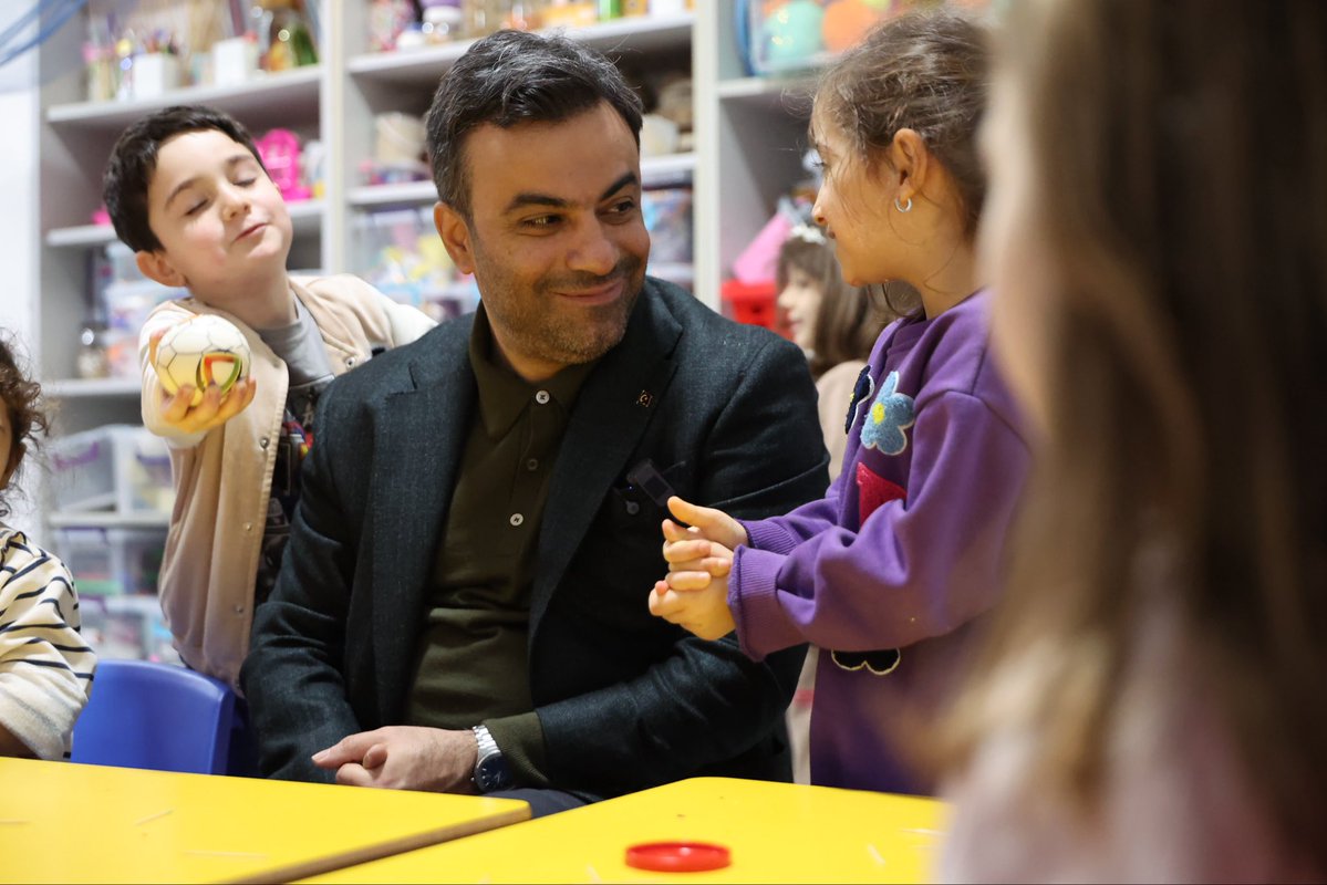 Haftaya gülümseyerek başlayalım. 

Mutlu haftalar 😊