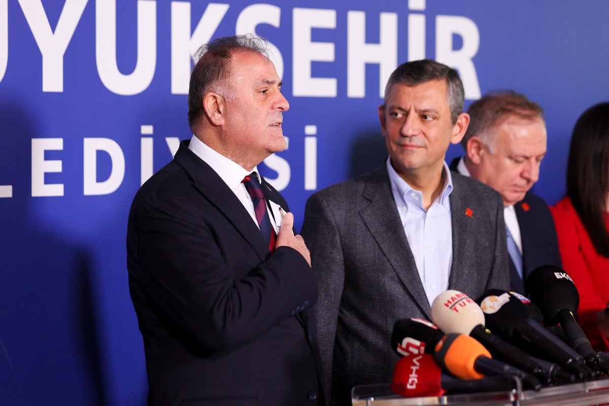 Doğruluk; dost kapısıdır.