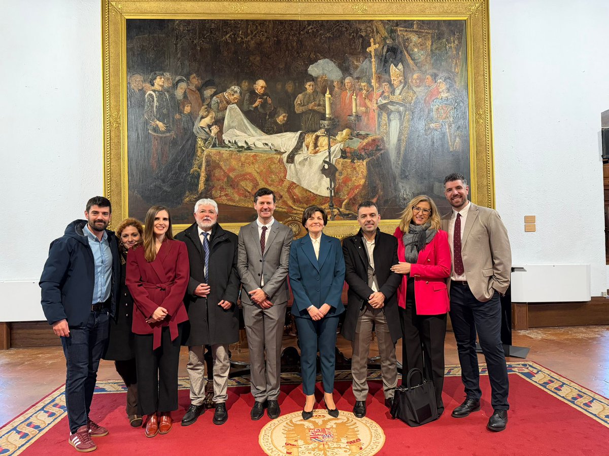 El pasado día 6, en la toma de posesión como decana de Filosofía y letras de <a href="/CanalUGR/">Universidad Granada</a> de Teresa Ortega, con este súper equipo!!!