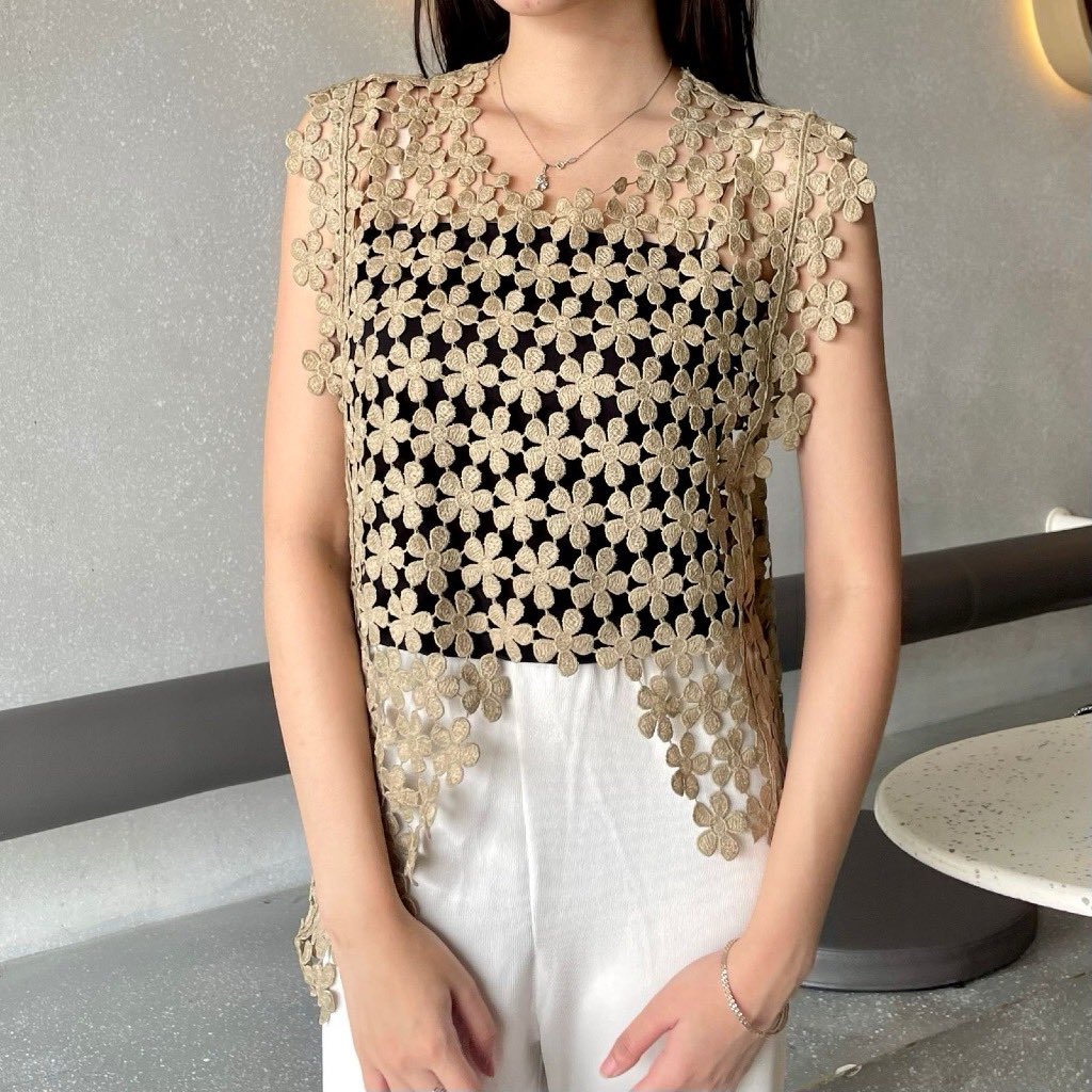 cucumberyoungs's tweet photo. Ini tipe baju casual yang pasti kepake 😌
Model simpel, gampang di-mix, dan nggak keliatan “niat banget” tapi tetep cakep.

🔗 https://t.co/wqK5Wdpw9B

#CasualWear #OutfitSantai #FashionDaily #AffiliateFashion https://t.co/bZV9dLgSZL