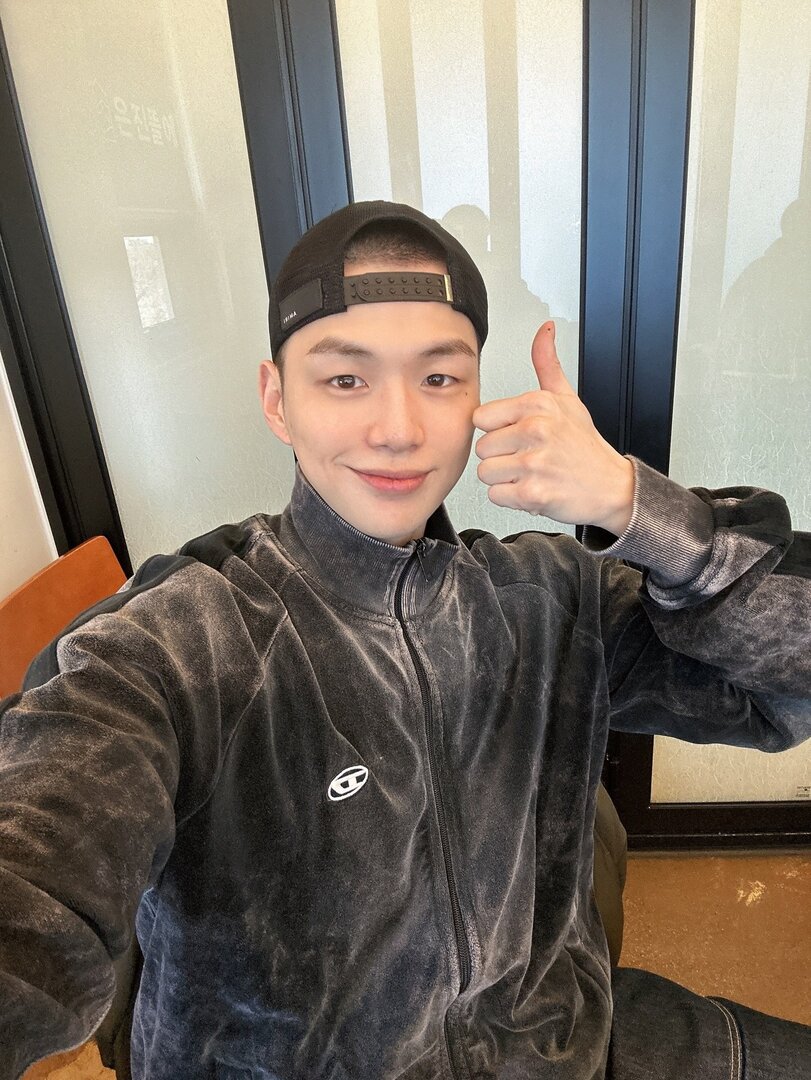 starfess's tweet image. Halo -star ingin mengabarkan kepada para warga kalau National Center kita Kang Daniel hari ini berangkat wamil. Mohon doanya untuk Niel ya kawan kawan 🫡