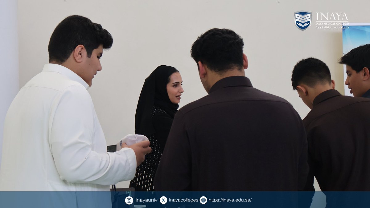سعدت كليات العناية الطبية بالمشاركة في ملتقى الجامعات بمدارس المملكة، الذي أُقيم في 8 فبراير، حيث تم استعراض البرامج الأكاديمية والتخصصات الصحية المتاحة، والتفاعل مع الطلبة والإجابة على تساؤلاتهم حول فرصهم التعليمية و خياراتهم المستقبلية، وسط حضور مميز وتفاعل إيجابي.📚🩺