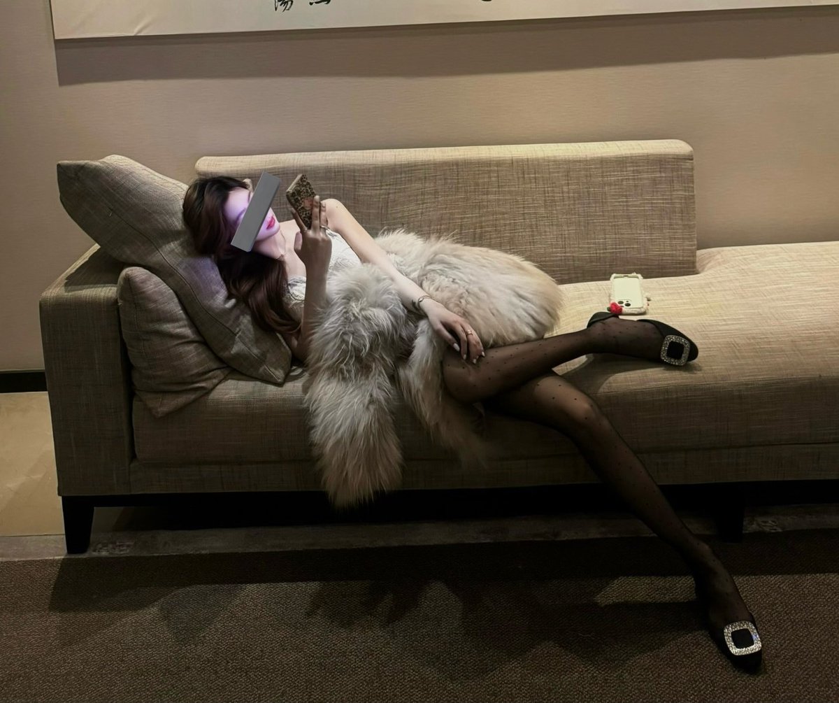 BitchMaker tweet media