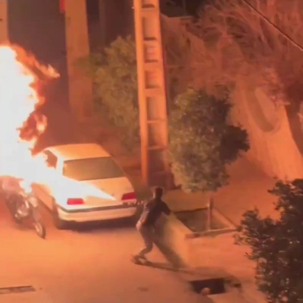 از #بنیامین_نقدی بگیم 
هیچ خبری ازین بچه نیست
کسی اطلاعی داره ازش؟