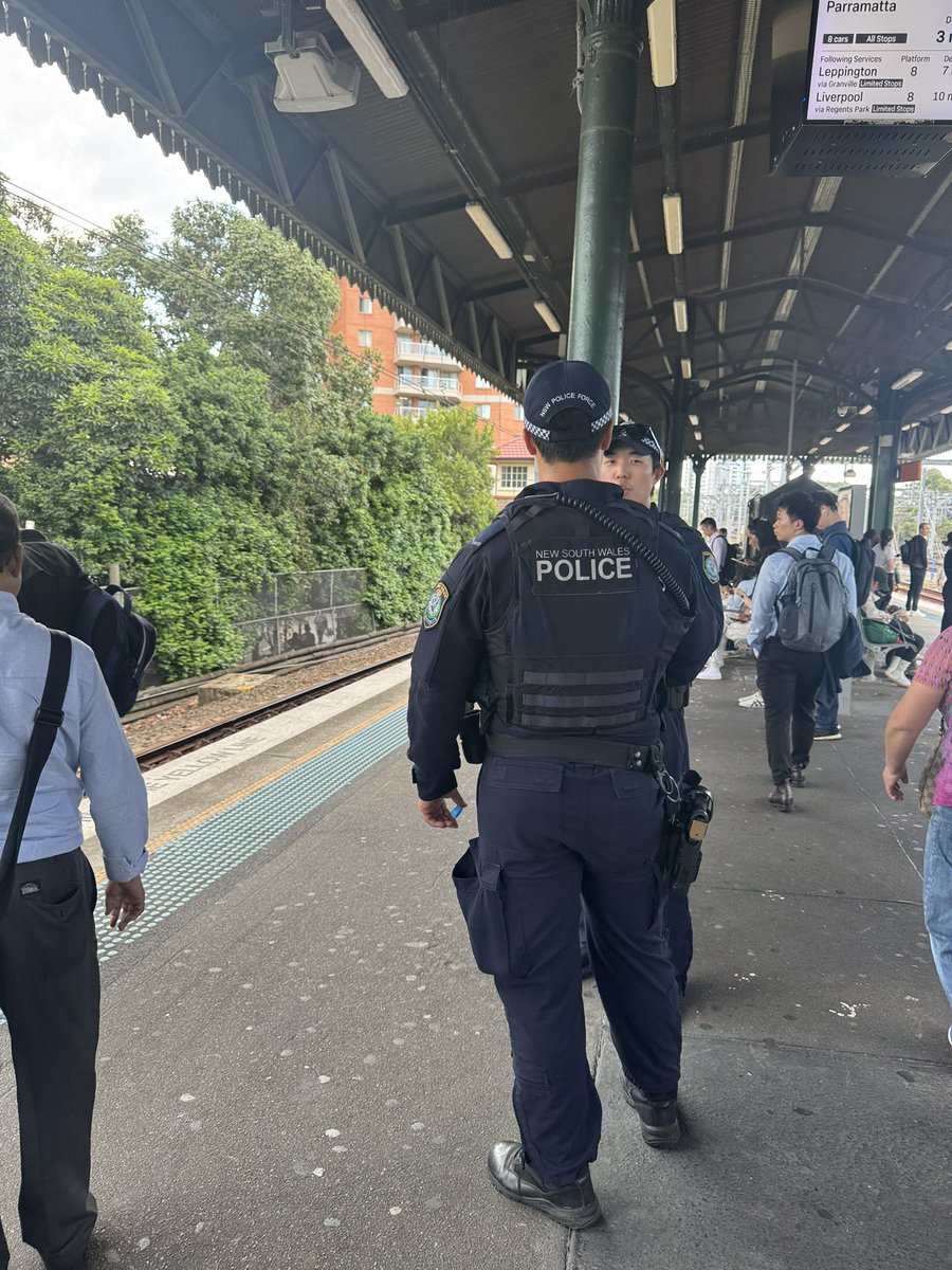 Sniff Off tweet media