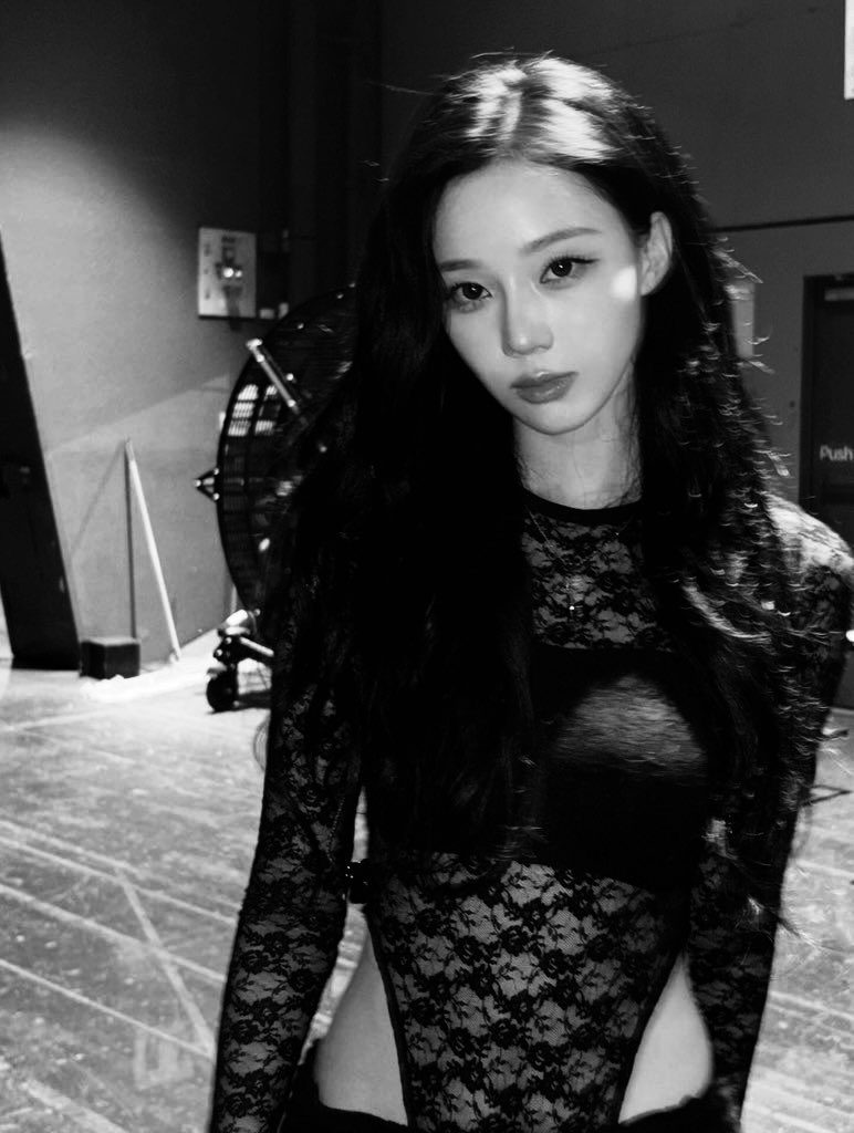 winterhellick's tweet image. 