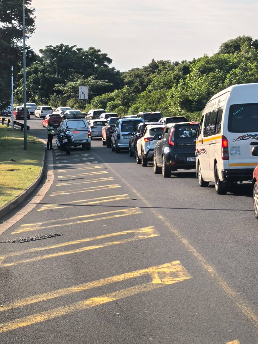 _ArriveAlive's tweet photo. DMPS Bike Unit is dealing with motorists driving over the yellow line to cut traffic on the M41 after the M12

https://t.co/zLOvA0iVfb

#ArriveAlive #Enforcement #MovingViolations @DBNMetroPolice https://t.co/HcrzMClZSf