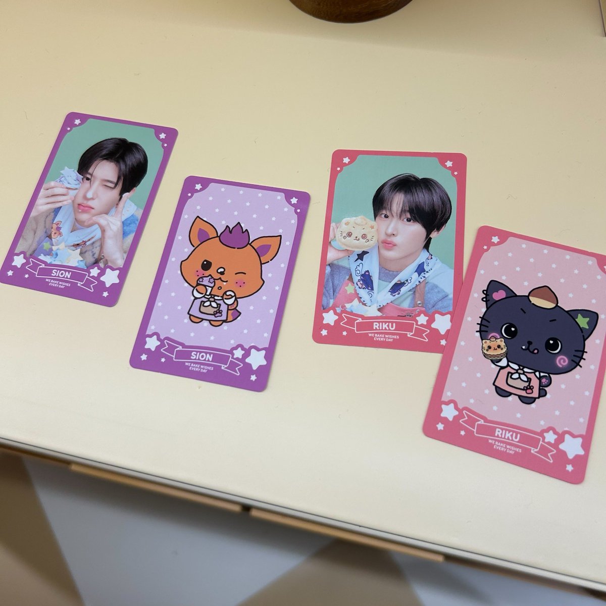 NCT WISH POP UP [WISH BAKERY]🧑🏼‍🍳🧁🥨

สินค้าวางจำหน่ายที่หน้าร้านแล้วค่า

Random Trading Card - 250

🛵 Shopee มีจัดส่งด่วน
🛒 สั่งซื้อ: s.shopee.co.th/AABZChFNVt

📍Babebkk Siam Soi 7
(11:00-20:30)

#ตลาดนัดnct