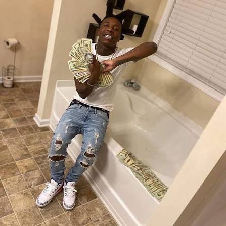 nineamenace's tweet image. Happy birthday @BigMurdaa I love you bro 🐐❤️ #AlmostThatTime 🕰️