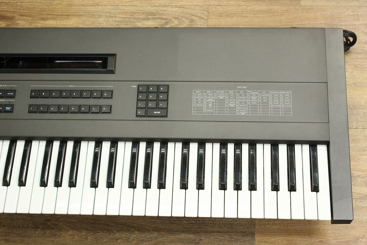 Roland JX-10 w/PG-800が中古で入荷！ D-50が発売される前のRoland