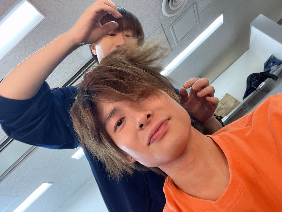 ３日目昼公演終わりました〜‼️
相変わらずヘアセット一生さん<a href="/omathi1014Issei/">小俣一生</a> です笑

夜も上げてこ😆
#SEPT
#リアニ2026