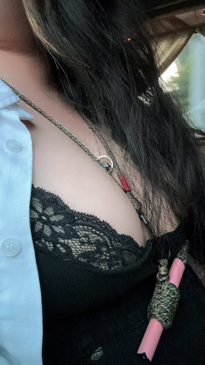 三又木² tweet media