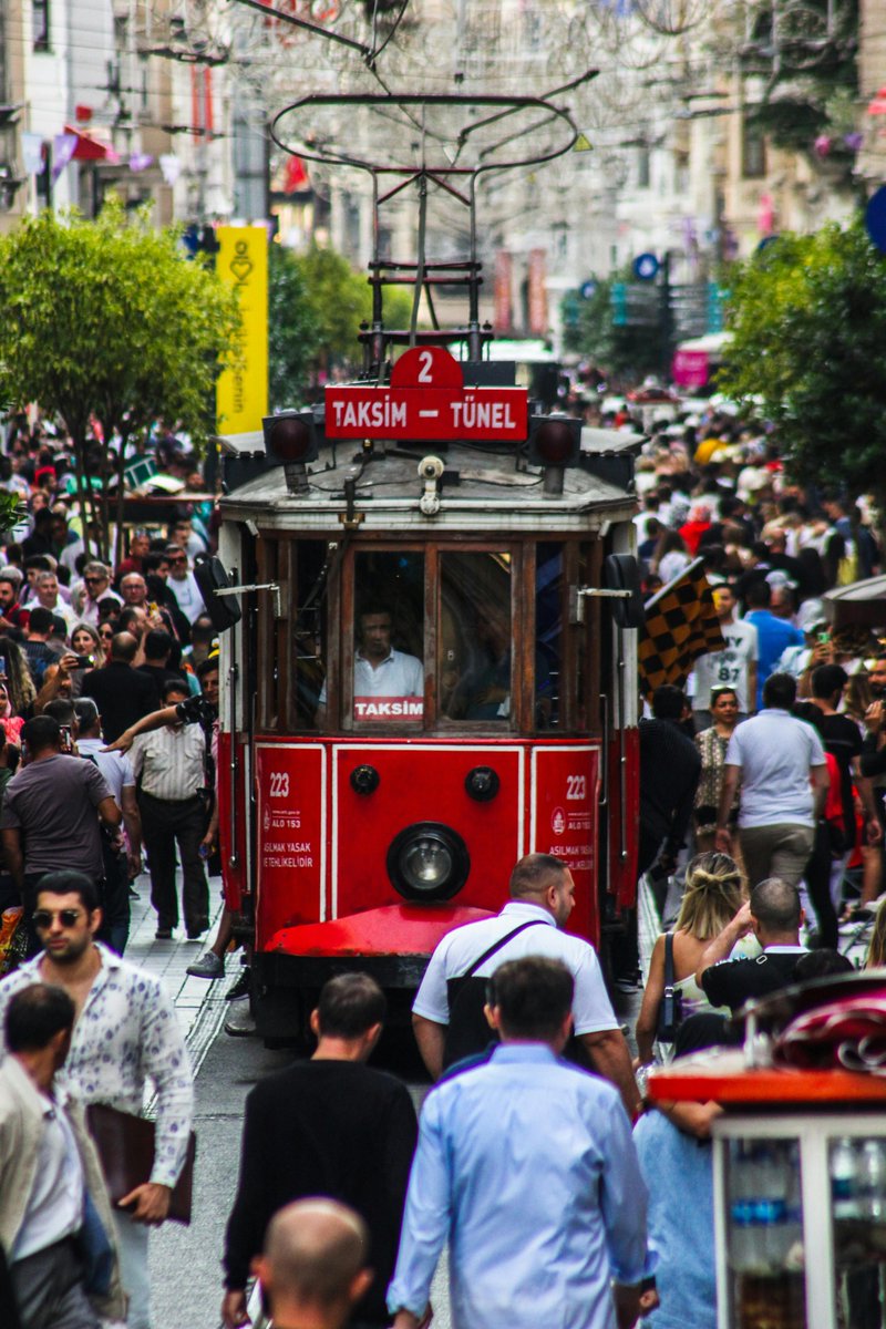 bpthaber's tweet photo. En fazla nüfusa sahip iller belli oldu:

• İstanbul: 15.754.053
• Ankara: 5.910.320
• İzmir: 4.504.185
• Bursa: 3.263.011
• Antalya: 2.777.677 https://t.co/UH47yKVboh