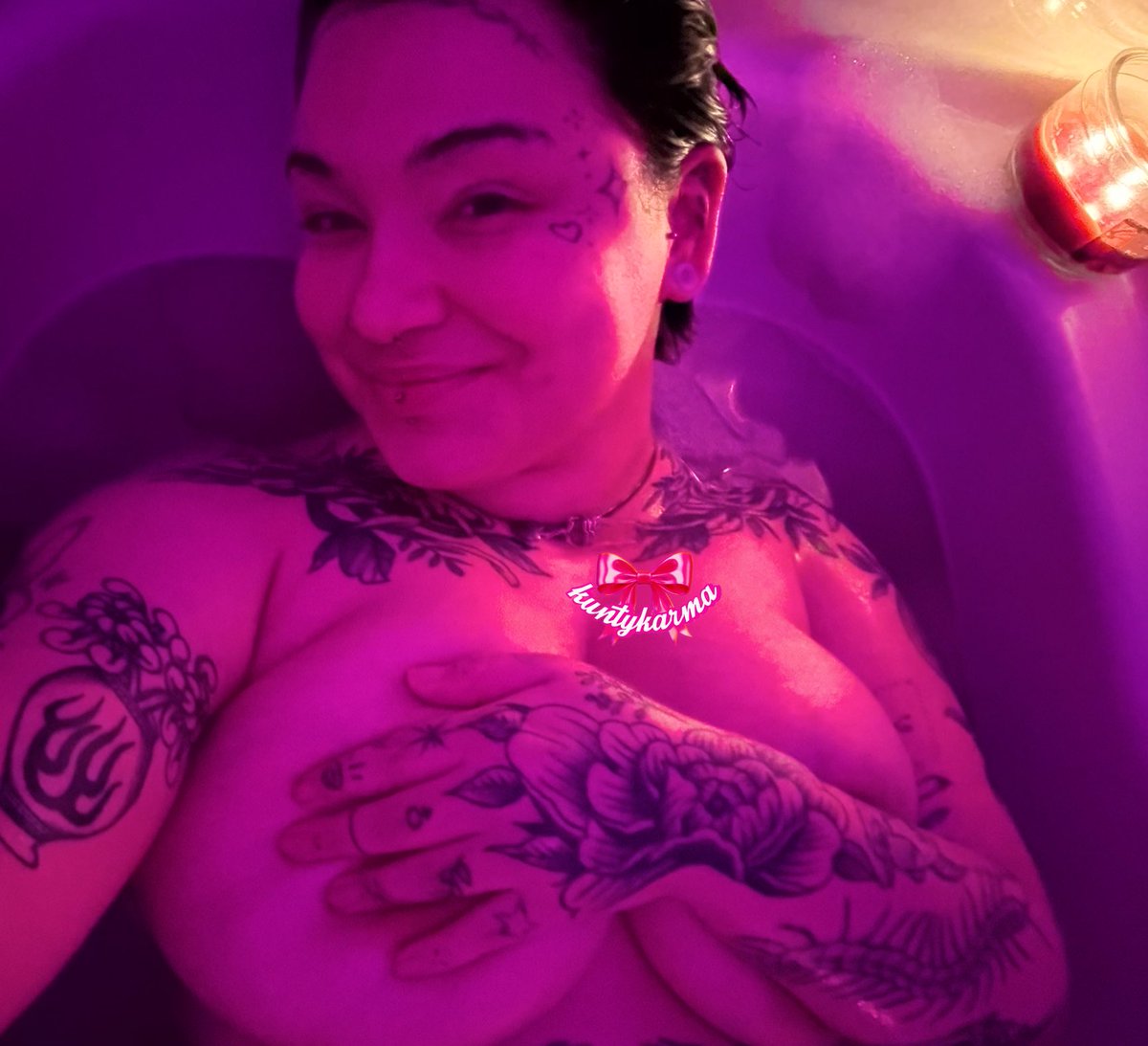 karma 💓🍑 tweet media