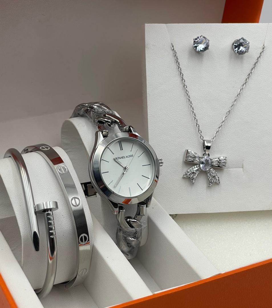 Another day to shop from Moxie's Collection ☺️🫠