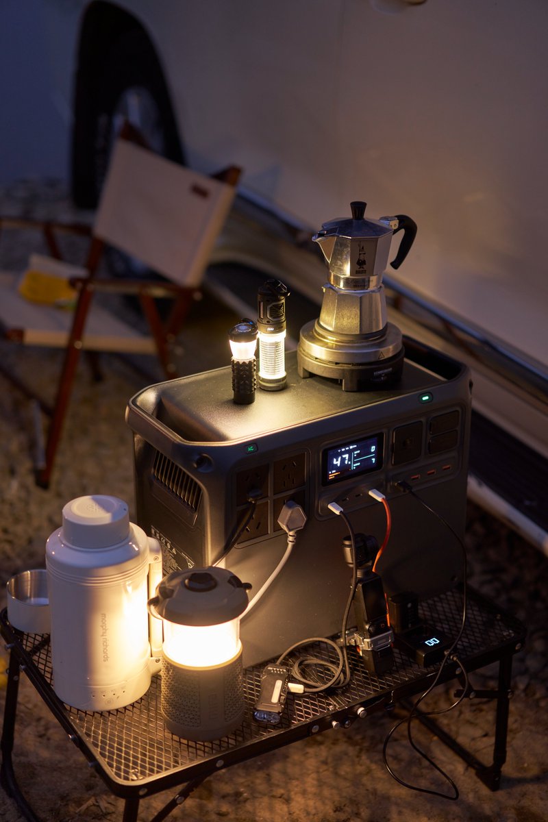 Night falls on your winter RV trip, but darkness is no worry. 💡

DJI Power keeps your lights on, coffee hot, and night cozy, no matter the cold.