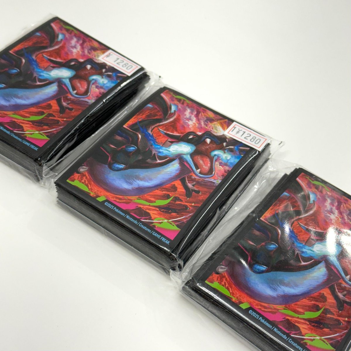 海外サプライ、スリーブもかっこいい