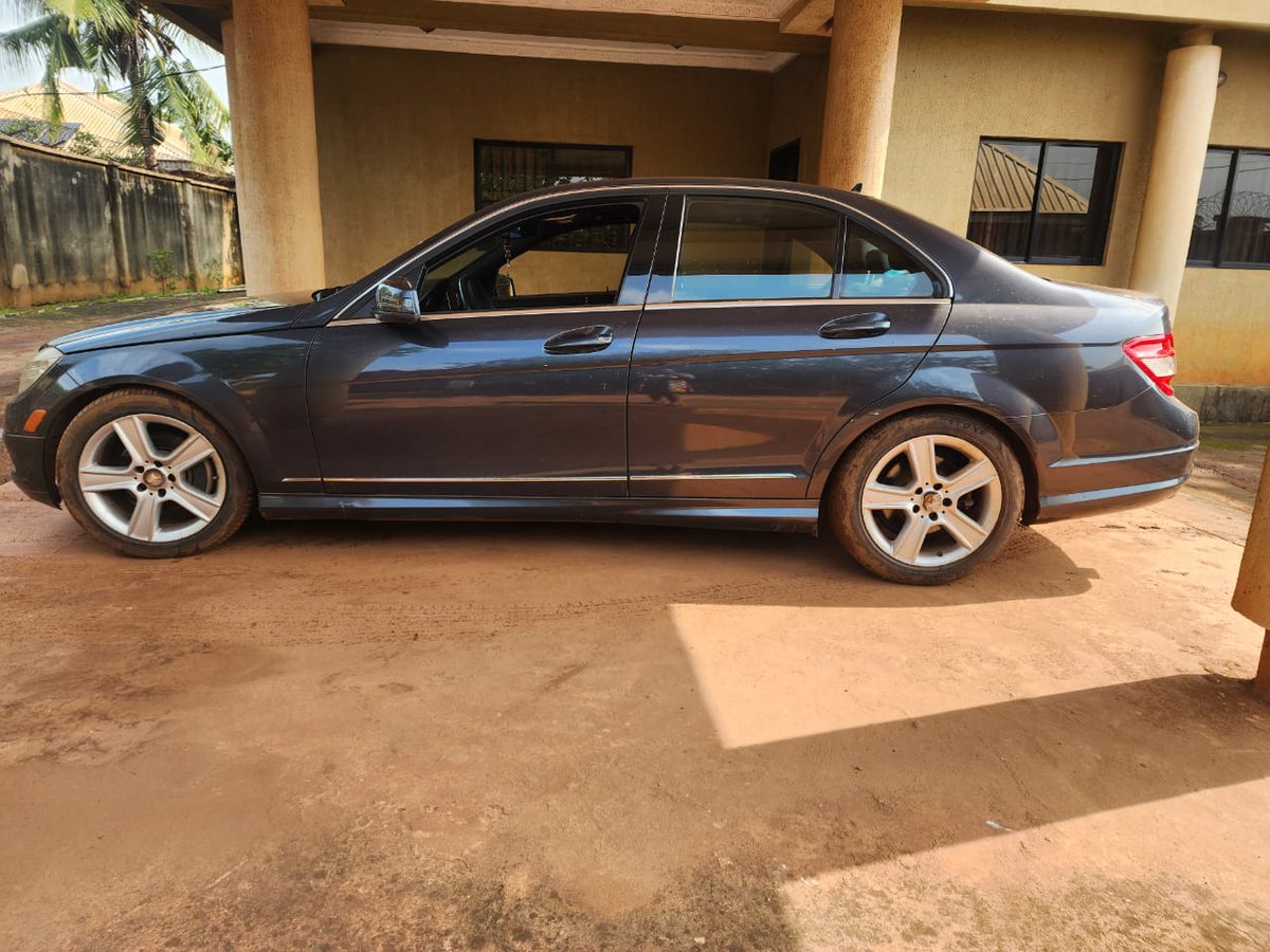 Shoreviewautos's tweet photo. Well maintained MB C300 2010 with few scratches &amp; dings for sale in Enugu for sale.
Price: ₦7.5m, my commission ₦200k.
For more info, inspection &amp; purchase contact 07034581213 https://t.co/zDgm2XIUyP