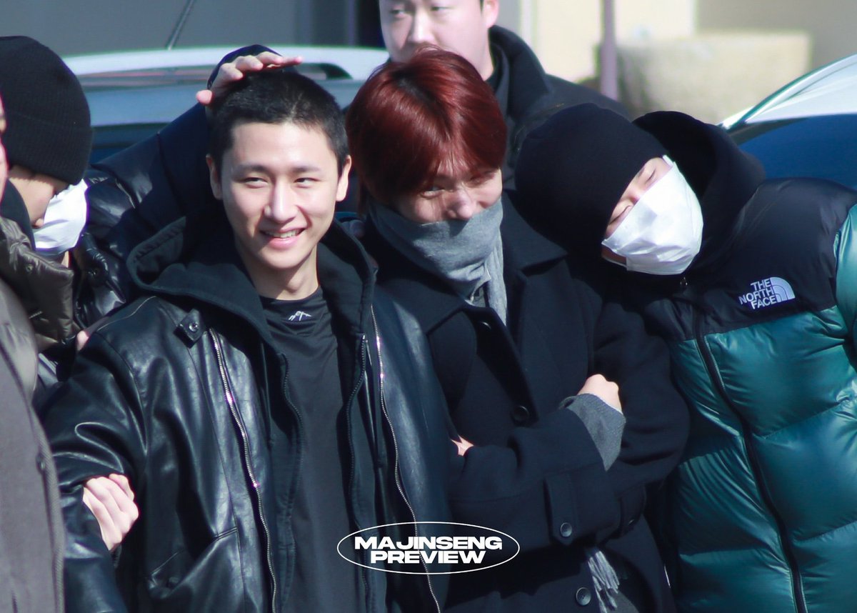 얘들아.. 몬스타엑스가...🥹