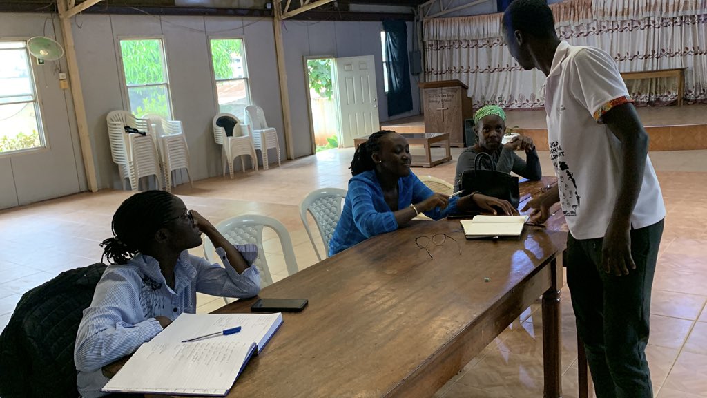 Master class Sign language initiative tweet media