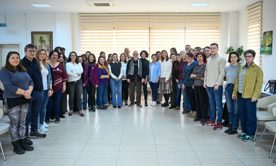 Dünya Barışı İçin Kanat Olmak 
canakkaleolay.com/haber/dunya-ba…