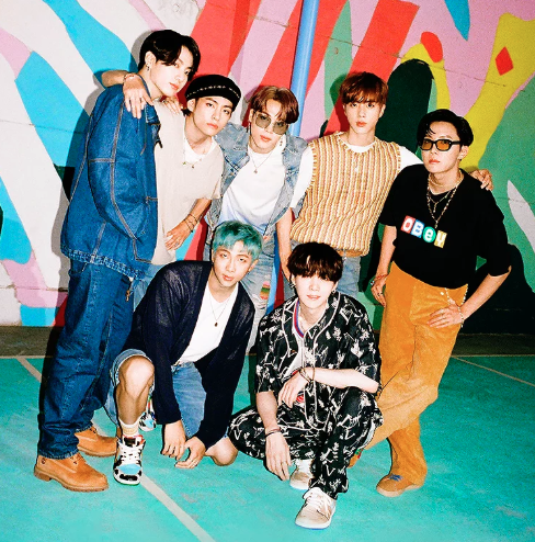 About Music tweet media