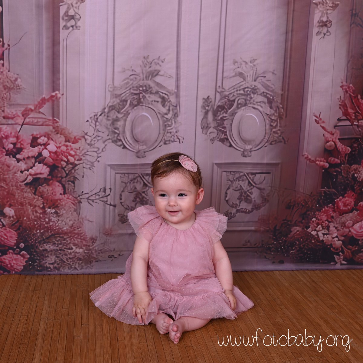 GranadaBaby's tweet photo. Preciosas sesiones fotográficas 📷 Si quieres más info solicita en https://t.co/kcpDzcfqE1 #Granada #FotoBabyGranada #NewBorn #Estudio #Bebes #FelizLunes #Lunes #ComercioLocal https://t.co/cZdyHWfOal