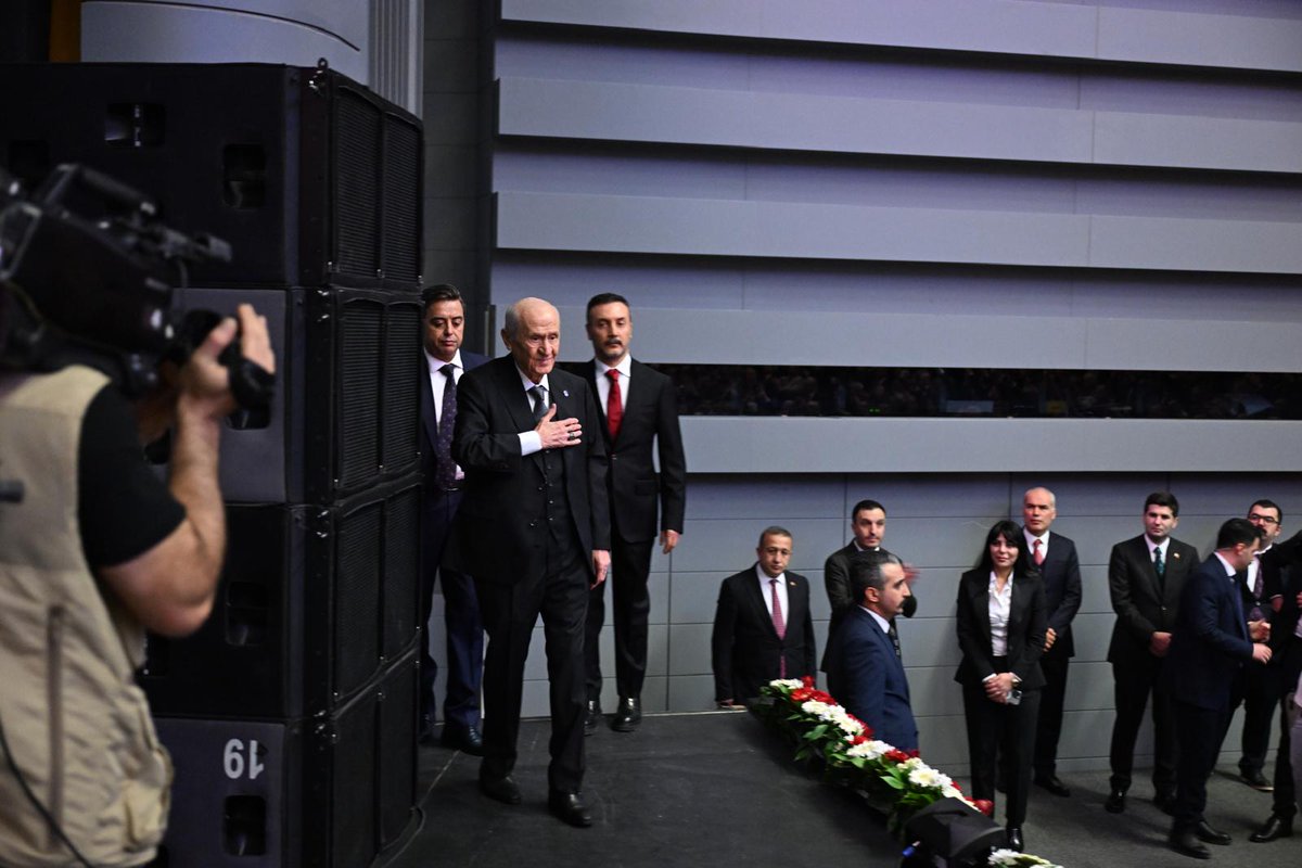 MHP_Bilgi's tweet photo. Genel Başkanımız Sayın Devlet BAHÇELİ, partimizin kuruluşunun 57. yıl dönümü münasebetiyle düzenlenen “Şanla Şerefle 57. Yıl” programına katıldı. https://t.co/f3ZXgULiNp