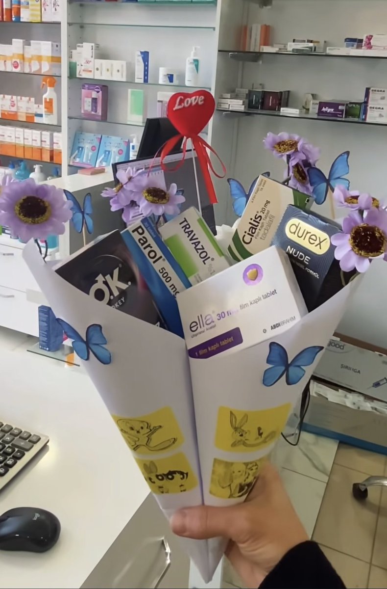 Sevgililer günü buketlerimiz gelmiştir. 🤣